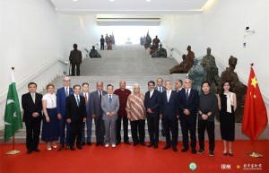 “镜中中国——巴基斯坦大使的摄影致敬”摄影展在银帝艺术馆开幕